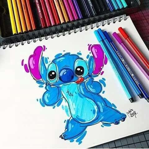 Etiqueta escolar do Stitch para imprimir: personalize materiais escolares.